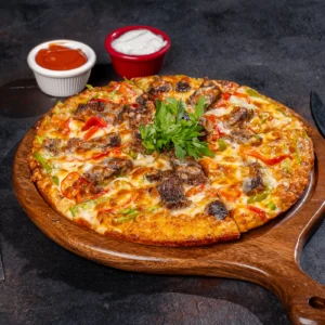 Kavurma Kaşarlı Pizza